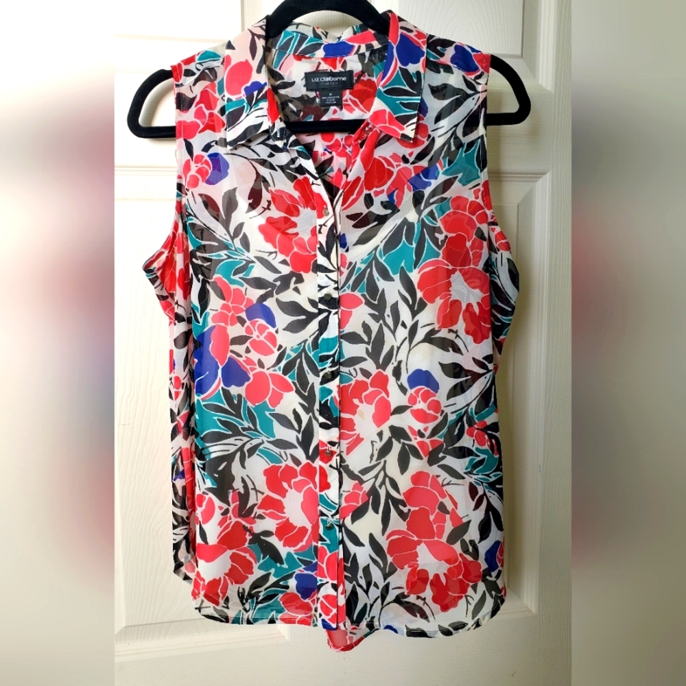Liz Claiborne sleeveless collared button down shirt in Medium